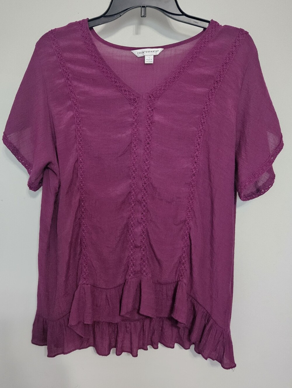 Women's Magenta V-Neck Ruffle Hem Top